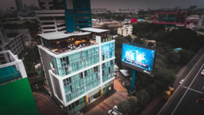  Zazz Urban Bangkok  Бангкок